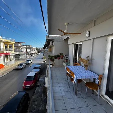 Artemis Palace * Nea Plagia