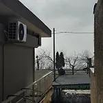 Artemis Palace Apartmán *
